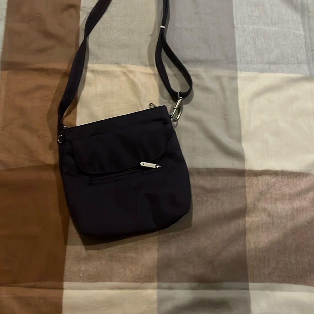 Travelon Plum colored bag
